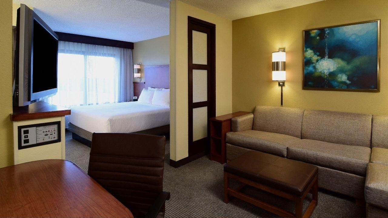 ไฮแอท เพลซ ดัลลัส ลาส คอลินัส Hotel เออร์วิง ภายนอก รูปภาพ